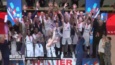 1 sur 2 pour Fribourg
