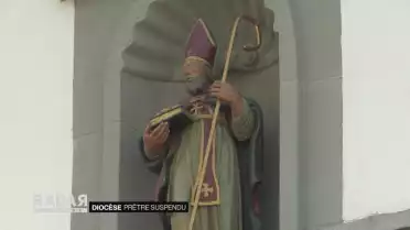 Un prêtre suspendu
