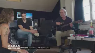 Pierrick et son père Henri Dès présentent leur album