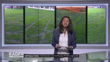 Terrain de foot à Poliez-Pittet labouré