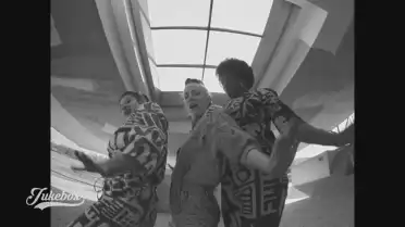 Just Wanna Vibe de Evelinn Trouble