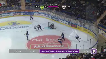 Fribourg retrouve son fauteuil de leader