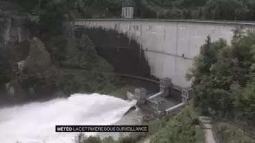 Lac et rivière sous surveillance