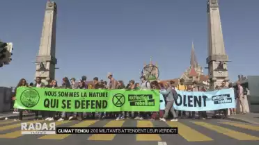 Climat tendu: 200 militants attendent leur verdict