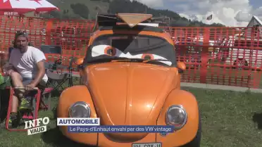 Château-d&#039;Oex a vrombi au son de vieilles VW
