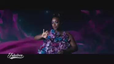 Hold Me de AWORI