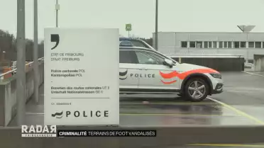 Terrain de foot vandalisé