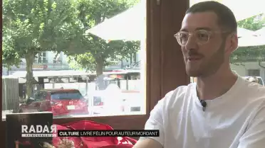 Livre félin pour auteur mordant