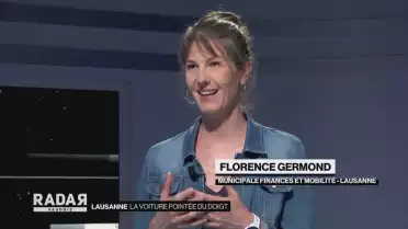 La voiture pointée du doigt