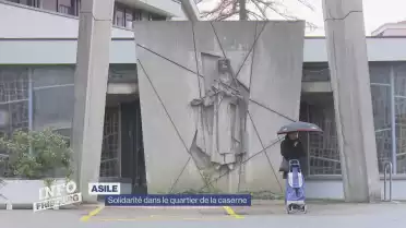 Solidarité dans le quartier de la caserne