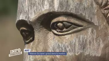 Matran Sculpte gravé dans le marbre