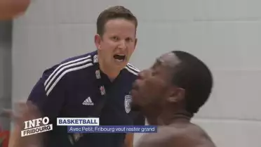 Avec Petit, Fribourg veut rester grand