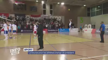 La bourse pour les athlètes change de président