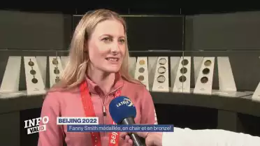 Fanny Smith peut enfin porter le bronze autour du cou