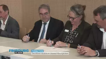 Des élèves vaudois en classes fribourgeoises