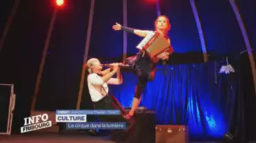Le cirque dans la lumière