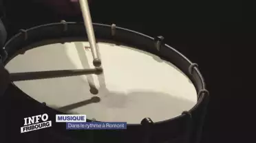 Des fifres et tambours à Romont