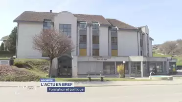 L&#039;actu en bref: formation et politique