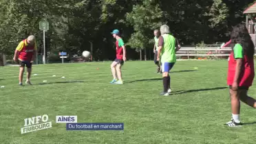 Du football en marchant