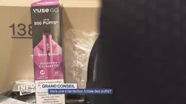 Vers une interdiction totale des puffs ?