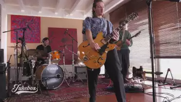 Hit N&#039; Run (Live Session) de nuum.