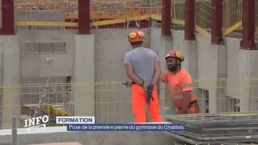 Pose de la première pierre du gymnase du Chablais à Aigle