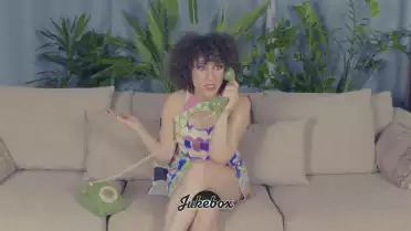 Va-t&#039;en d&#039;Amandine