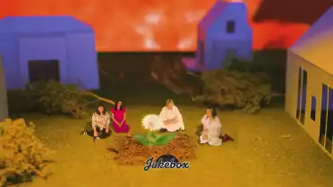 Working In the Garden de Batbait