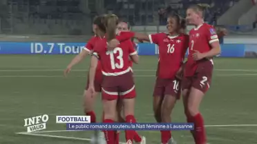 Le public romand a soutenu la Nati féminine à Lausanne