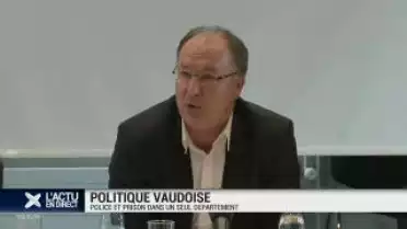 P-Y Maillard annonce une réorganisation du conseil d&#039;Etat VD