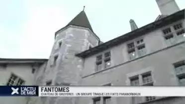 Un groupe étudie les faits paranormaux au Château de Gruyère