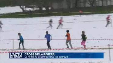 Cross de la Riviera: la neige ne décourage pas les coureurs