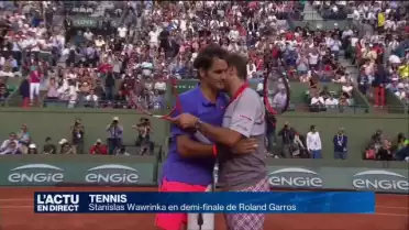 Roland-Garros - Wawrinka domine Federer en trois sets