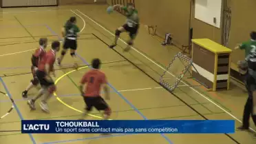 Tchoukball : un sport sans contact mais pas sans compétition