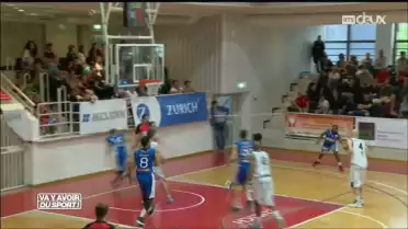 Basket : Fribourg bat Lugano 69-53 et file en finale de LNA