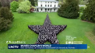 Des centaines de Charlots établissent un record du monde