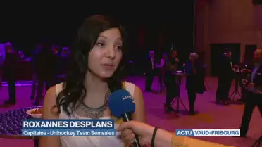 L’équipe d’unihockey féminine de Semsales primée à Fribourg