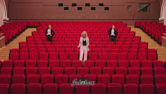 Elle de Carmen
