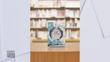 Le club de l&#039;ours polaire, Tome 1 : Stella et les mondes gelés - Alex Bell - Éd. Gallimard jeunesse