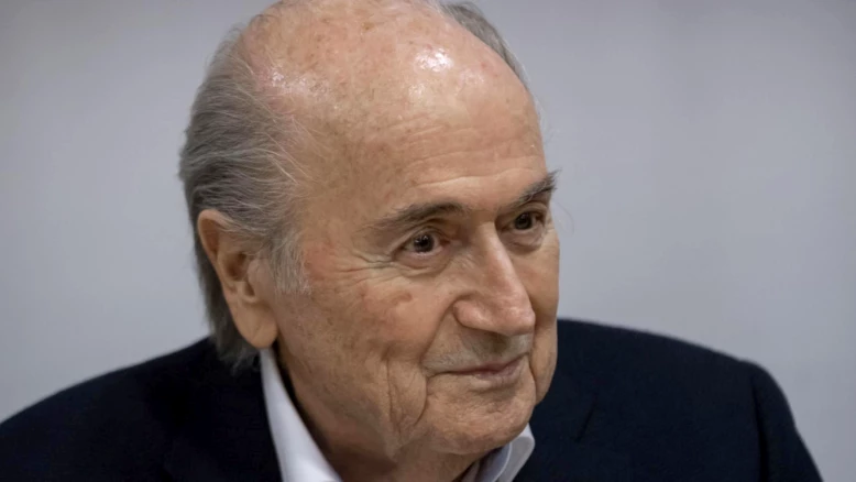 Tribunal de Zurich: la FIFA ne récupérera pas les bonus de Blatter
