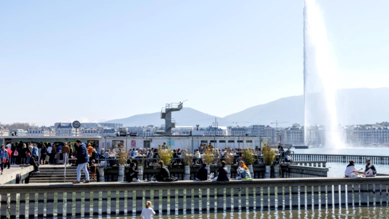 Genève: obus de la 1re guerre mondiale repêché aux Bains des Pâquis