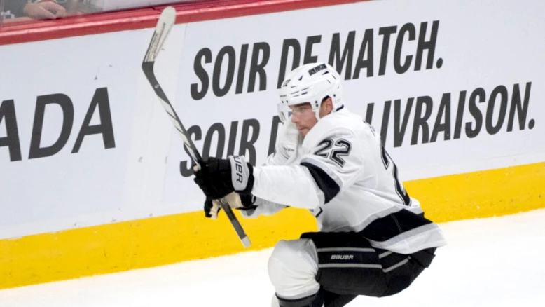 Kevin Fiala marque son 8e but en NHL (saison 2025/26) avec les Kings