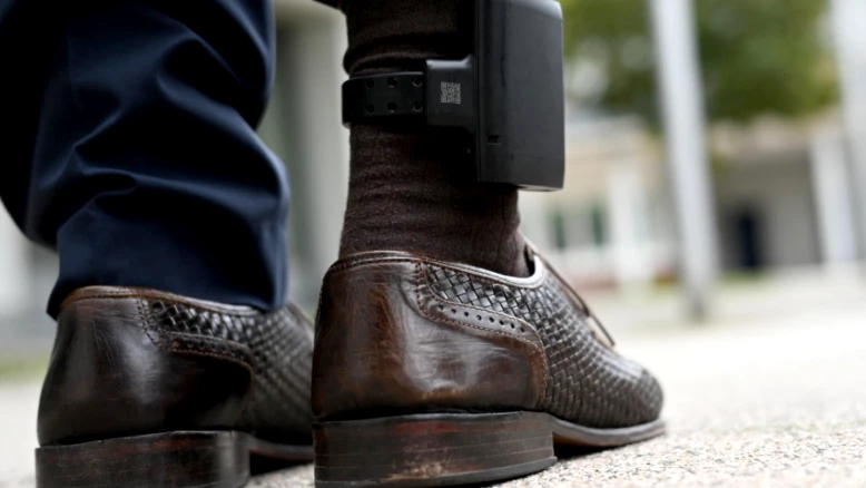 Genève teste des bracelets électroniques pour violences domestiques