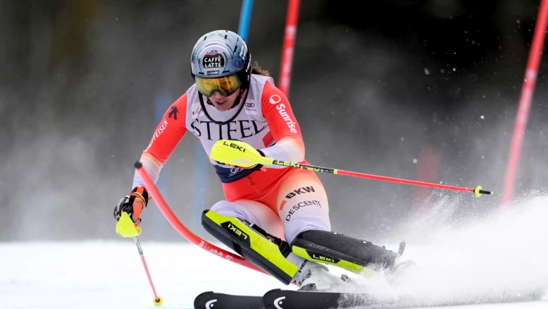 Mikaela Shiffrin intouchable en slalom, Holdener 4e à Copper Mountain