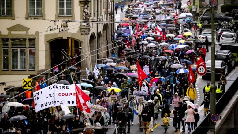 Fribourg: le SSP salue l'ordonnance OEDI, hausse des salaires en 2026