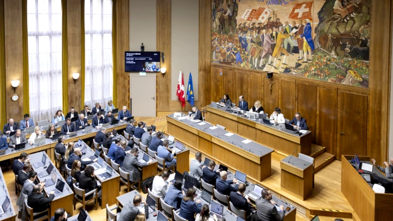 Grand Conseil du Valais réduit de moitié les indemnités de départ