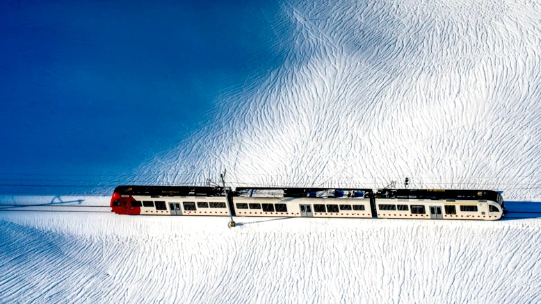 Train des neiges: Bulle à Gstaad les week-ends janv.–mars 2026