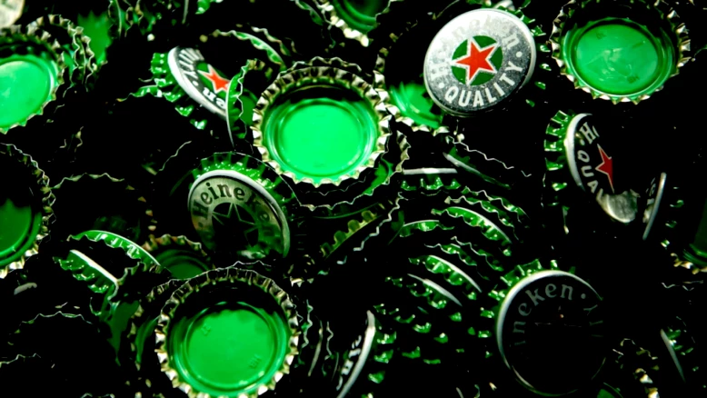 Heineken: départ surprise de Dolf van den Brink, ventes en recul