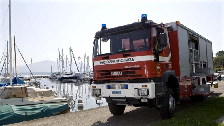 Pollution au port de Gletterens (lac de Neuchâtel) : port fermé
