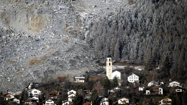 Brienz (GR) : évacuation levée après 62 semaines, retour des habitants